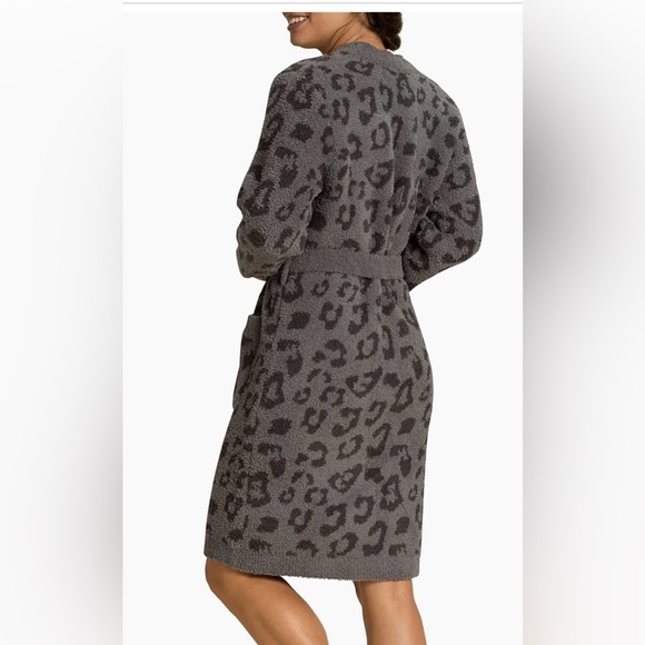 Barefoot Dreams Cozy Chic Graphite Carbon Gray Leopard Print Robe. M. Like New! - Picture 3 of 10